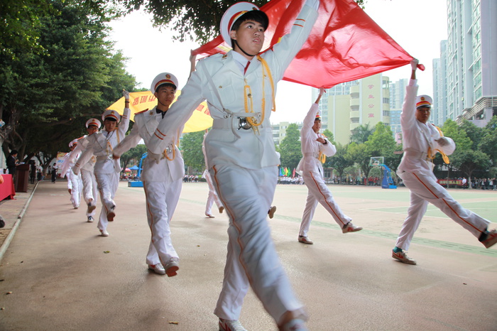 揮舞運(yùn)動(dòng)激情，共筑國(guó)際化教育夢(mèng)